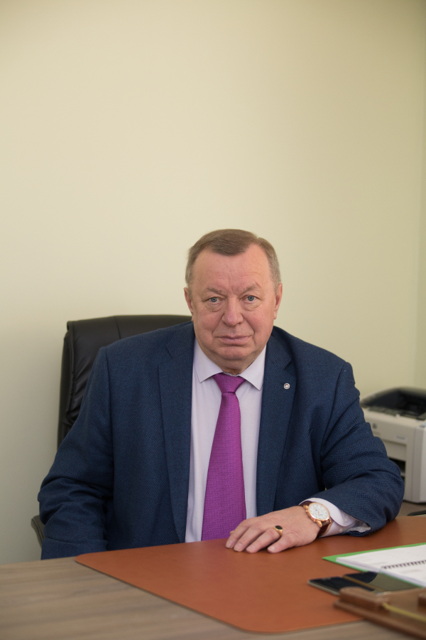 ПОЗДРАВЛЯЕМ ГЕНЕРАЛЬНОГО ДИРЕКТОРА ИРТП АГАПОВА ЮРИЯ ЛЕОНТЬЕВИЧА С ДНЕМ РОЖДЕНИЯ